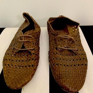 Woven leather loafers from Spain